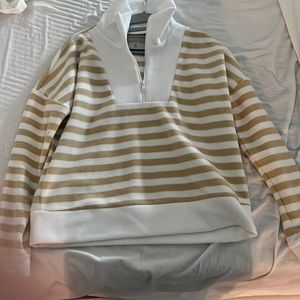 Cream and white stripe Dudley half zip sweater fleece large